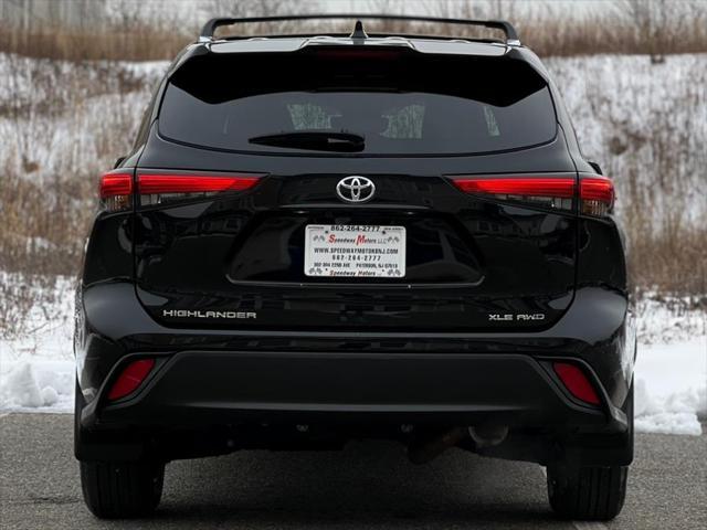 used 2021 Toyota Highlander car, priced at $26,427