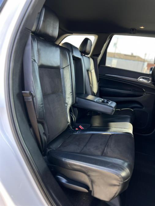 used 2019 Jeep Grand Cherokee car, priced at $21,987