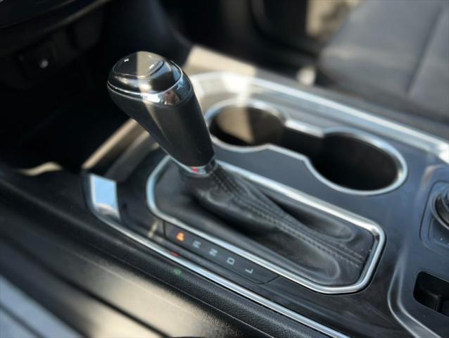 used 2020 Chevrolet Traverse car, priced at $12,487