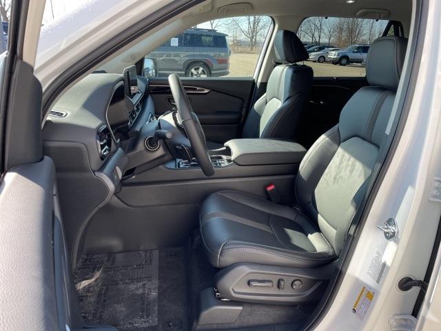 new 2025 Honda Pilot car, priced at $49,405