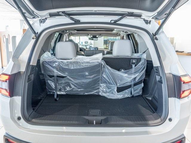new 2025 Honda Pilot car, priced at $51,505