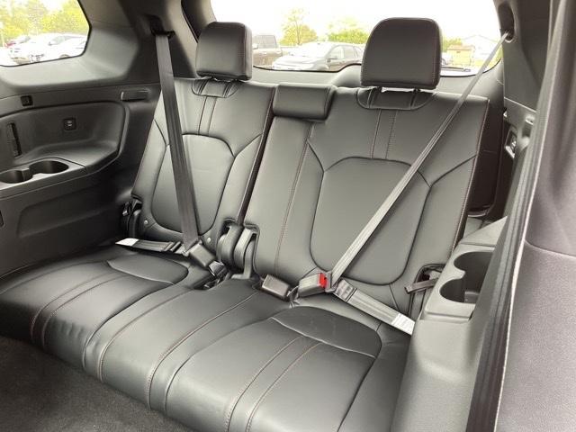 new 2025 Honda Pilot car, priced at $51,350