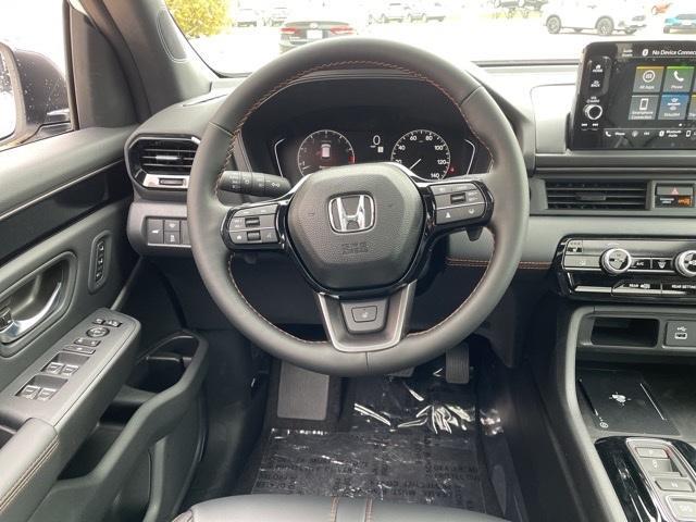 new 2025 Honda Pilot car, priced at $51,350