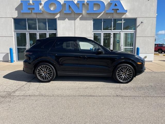 used 2020 Porsche Cayenne car, priced at $32,650