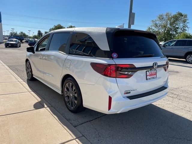 used 2025 Honda Odyssey car, priced at $45,699