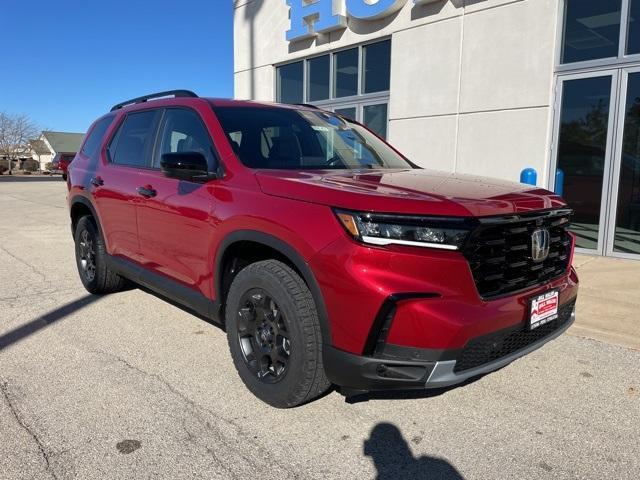 new 2025 Honda Pilot car, priced at $51,250