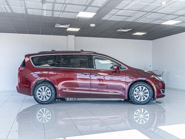 used 2017 Chrysler Pacifica car, priced at $9,233