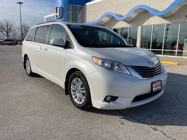 used 2015 Toyota Sienna car, priced at $18,995