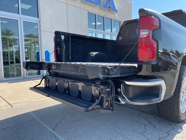 used 2023 Chevrolet Silverado 1500 car, priced at $45,986