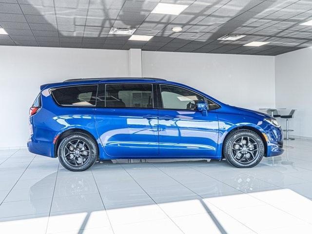 used 2019 Chrysler Pacifica car, priced at $23,543