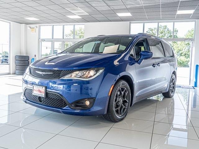 used 2019 Chrysler Pacifica car, priced at $23,543