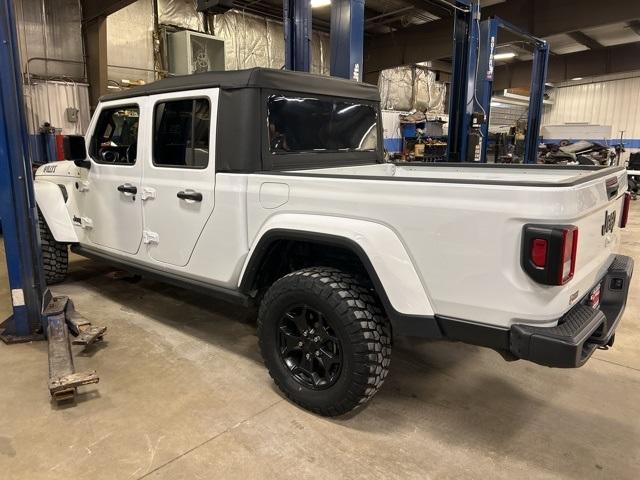 used 2021 Jeep Gladiator car, priced at $31,917