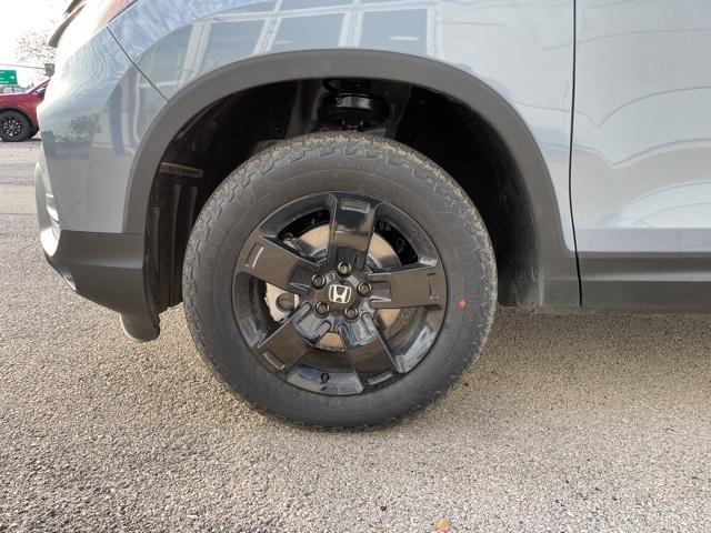 new 2025 Honda Ridgeline car, priced at $48,600