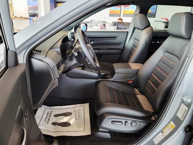 new 2026 Honda CR-V Hybrid car, priced at $42,130