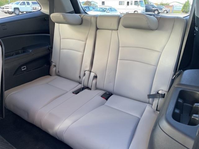 used 2022 Honda Pilot car, priced at $25,684