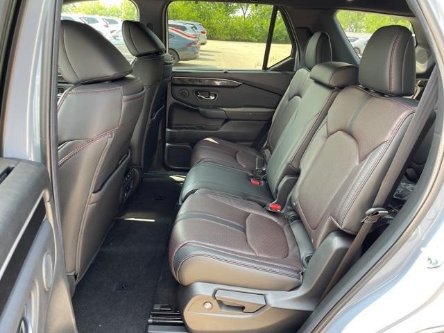 new 2025 Honda Pilot car, priced at $56,485