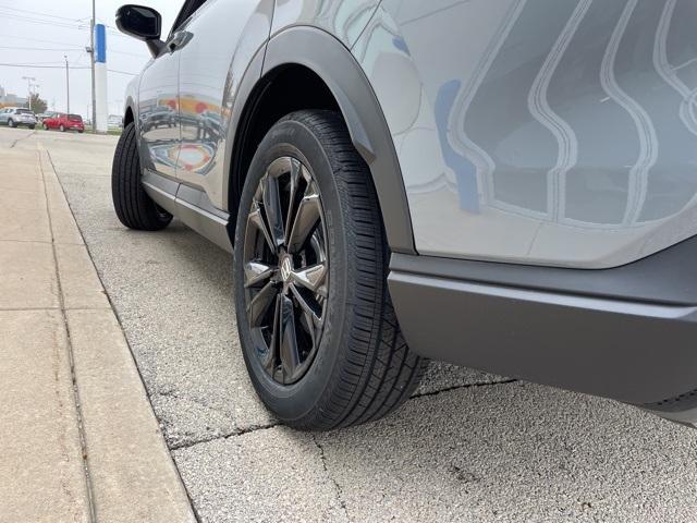 new 2026 Honda CR-V Hybrid car, priced at $44,155