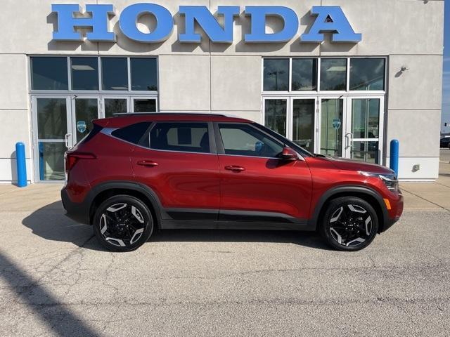 used 2024 Kia Seltos car, priced at $23,698