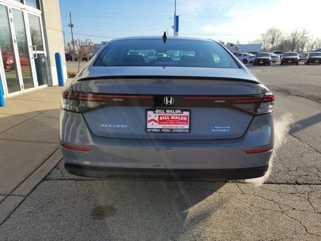 new 2025 Honda Accord Hybrid car, priced at $35,205