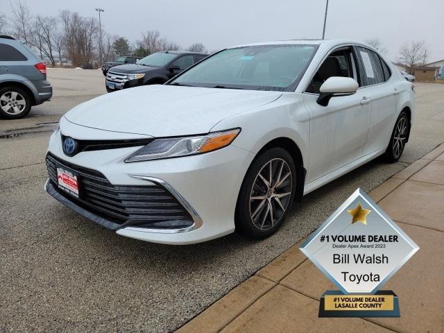 used 2022 Toyota Camry Hybrid car, priced at $29,995