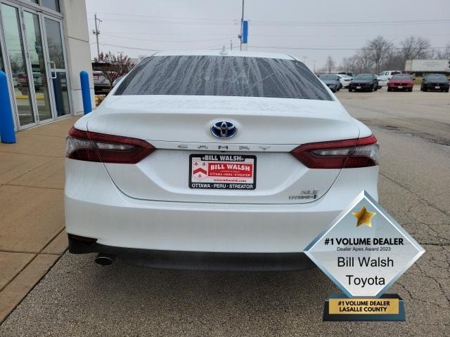 used 2022 Toyota Camry Hybrid car, priced at $29,995