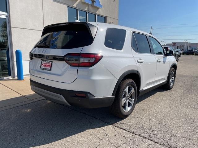 new 2025 Honda Pilot car, priced at $47,880