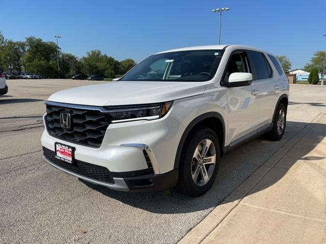 new 2025 Honda Pilot car, priced at $47,880