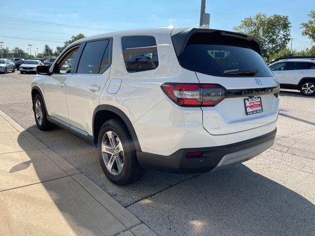 new 2025 Honda Pilot car, priced at $47,880