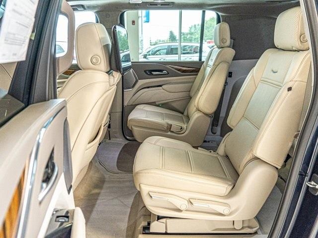 used 2021 Cadillac Escalade ESV car, priced at $81,192