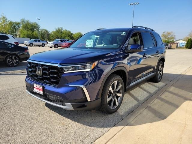 new 2025 Honda Pilot car, priced at $51,095