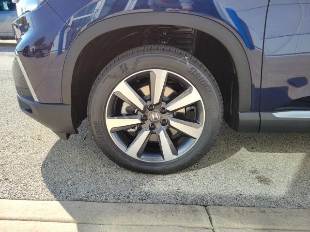 new 2025 Honda Pilot car, priced at $51,095