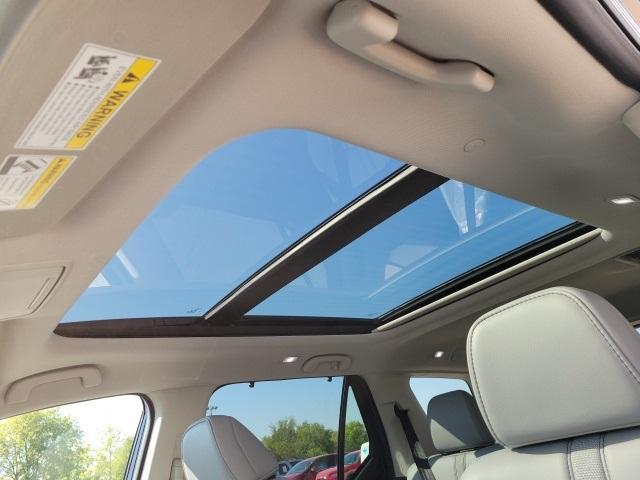 new 2025 Honda Pilot car, priced at $51,095