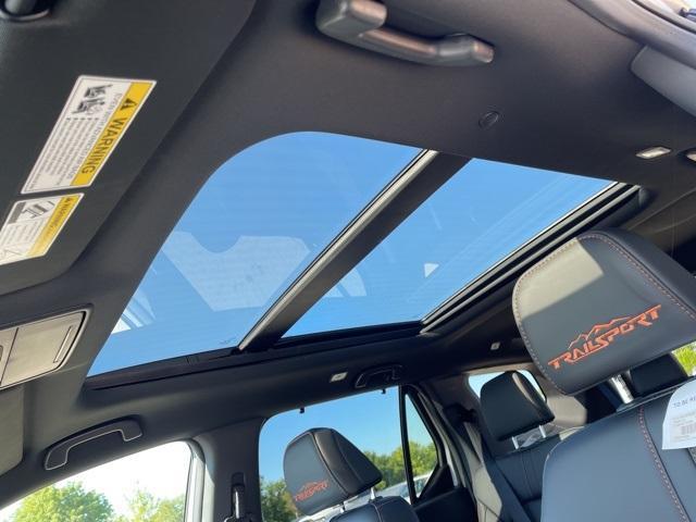 new 2025 Honda Pilot car, priced at $50,895