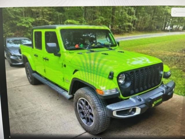 used 2021 Jeep Gladiator car, priced at $34,986