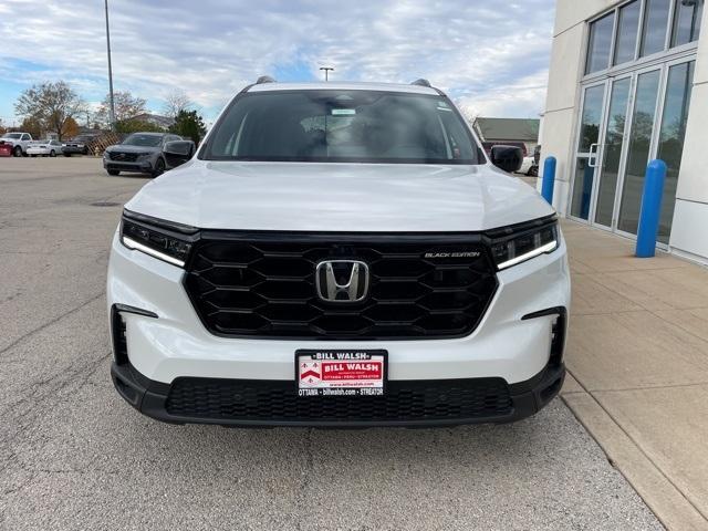 new 2025 Honda Pilot car, priced at $56,530