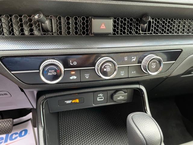 used 2025 Honda CR-V car, priced at $33,325