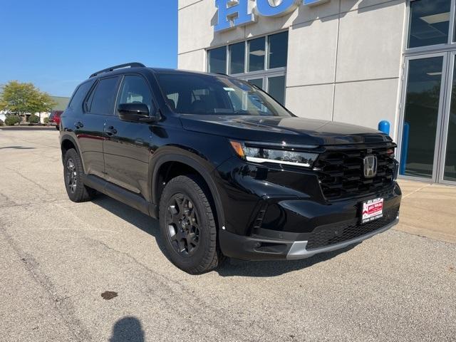 new 2025 Honda Pilot car, priced at $50,495