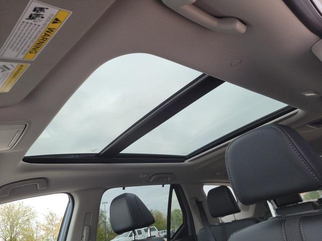 new 2025 Honda Pilot car, priced at $51,550