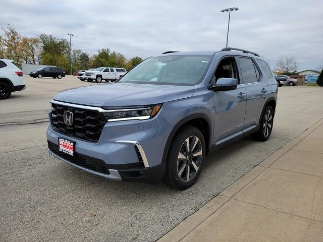new 2025 Honda Pilot car, priced at $51,550