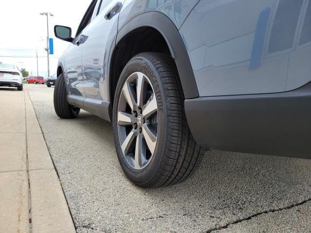 new 2025 Honda Pilot car, priced at $51,550