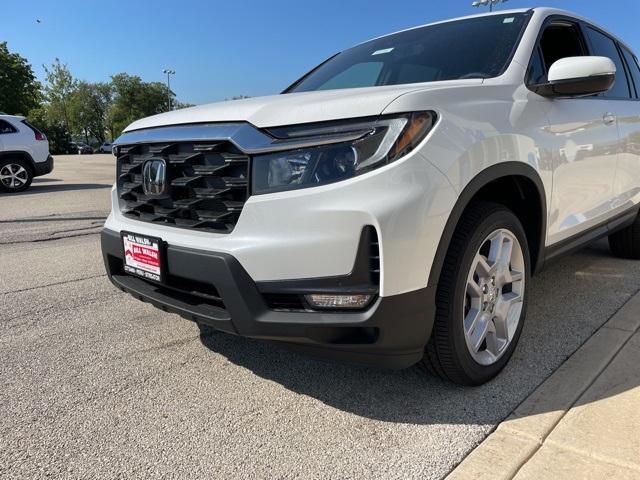 new 2025 Honda Passport car, priced at $44,250