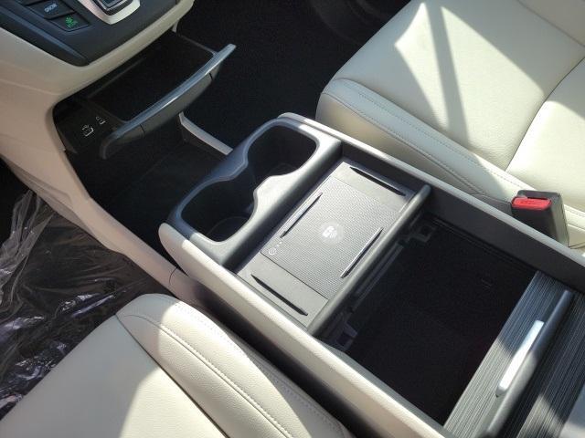 new 2025 Honda Odyssey car, priced at $44,170