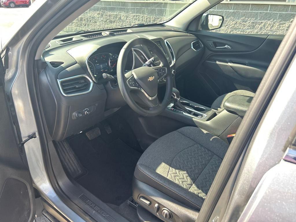 used 2024 Chevrolet Equinox car, priced at $25,995