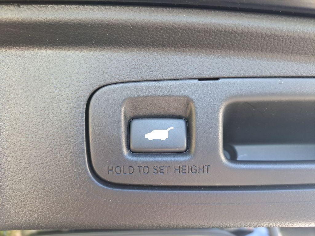 used 2024 Honda CR-V car, priced at $32,100