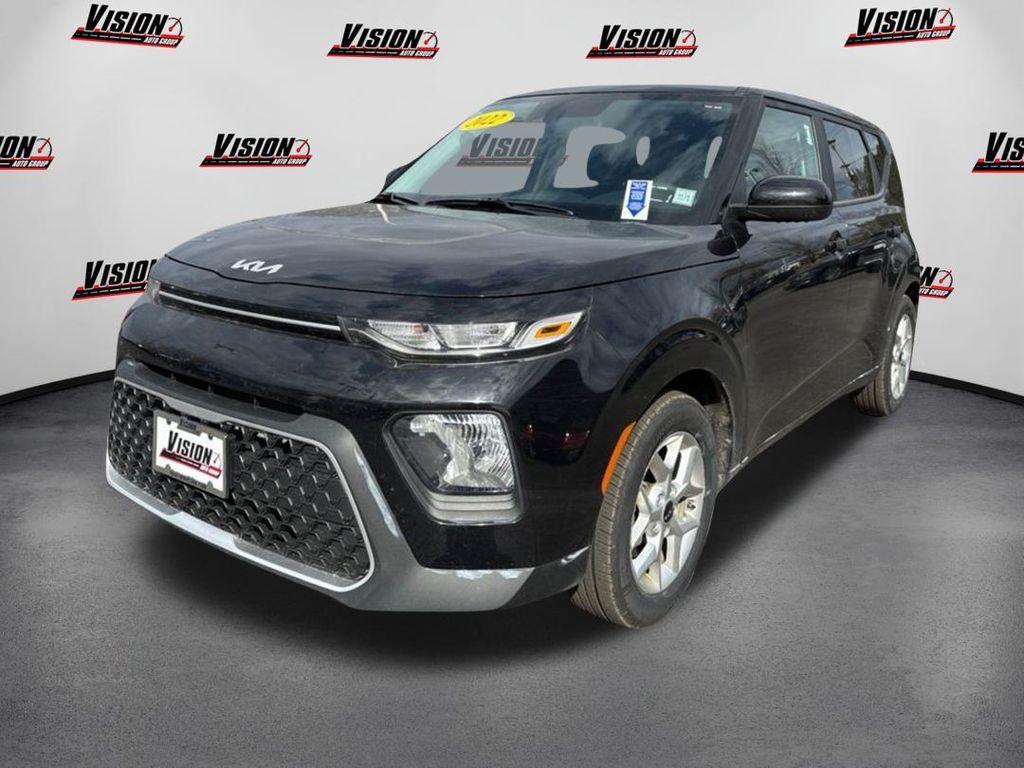 used 2022 Kia Soul car, priced at $17,440