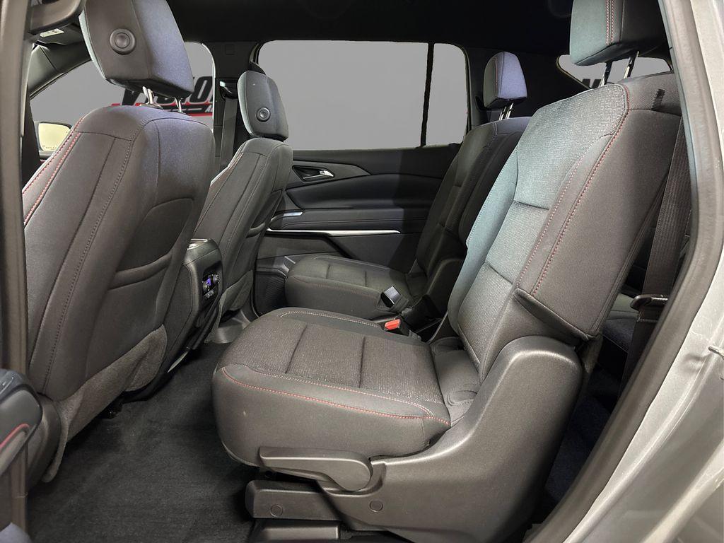 used 2024 Chevrolet Traverse car, priced at $43,777