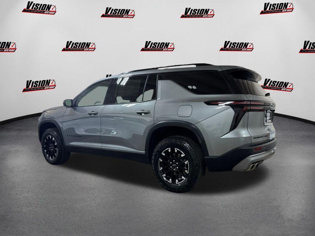 used 2024 Chevrolet Traverse car, priced at $43,777