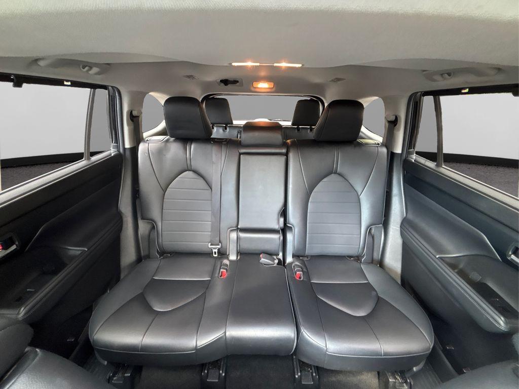 used 2023 Toyota Highlander car, priced at $38,122