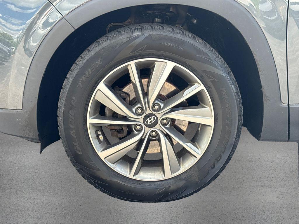 used 2019 Hyundai Santa Fe car, priced at $16,594