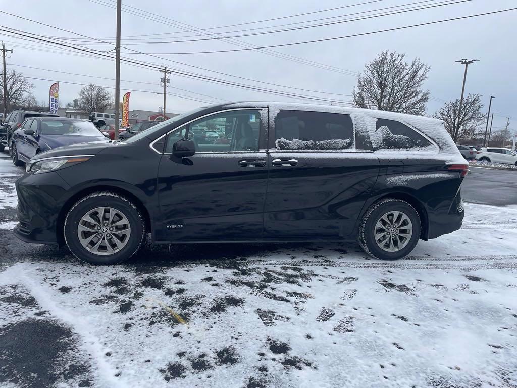 used 2021 Toyota Sienna car, priced at $29,975